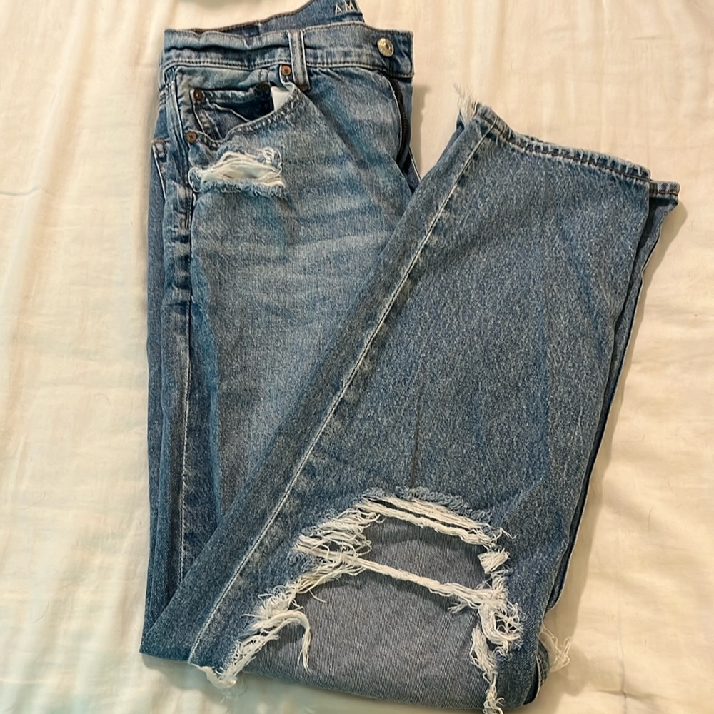 America Eagle Ripped Jeans